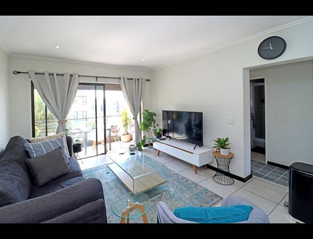 2 BEDROOM APARTMENT FOR SALE IN LONEHILL
